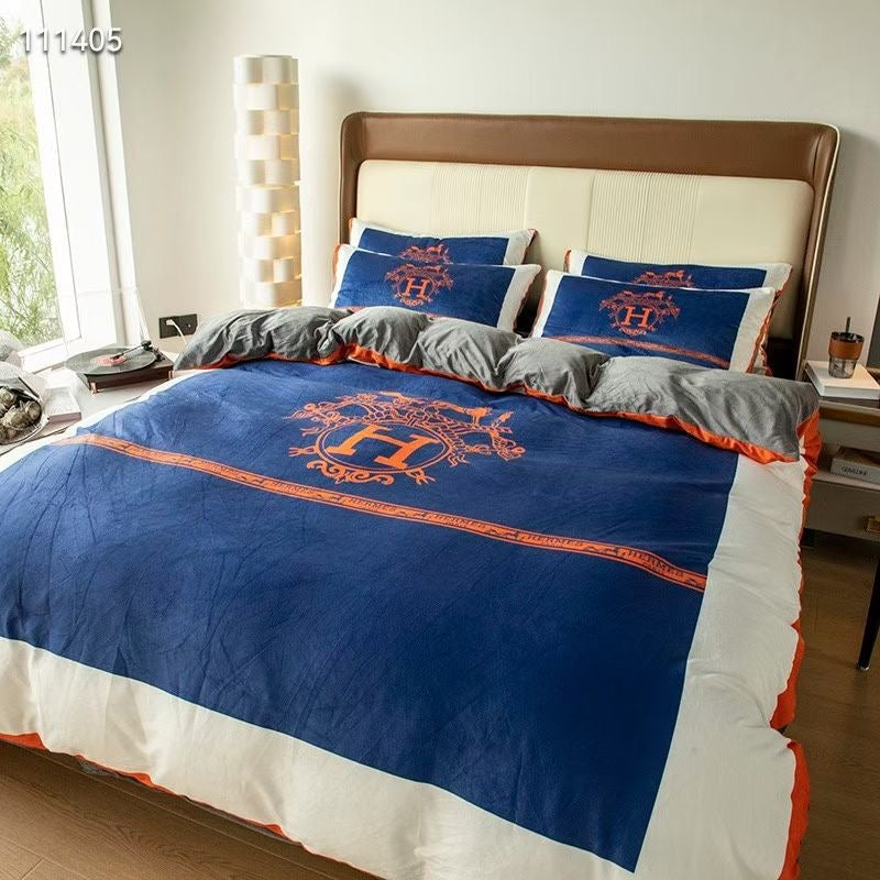 H*rmes Bed Sheet