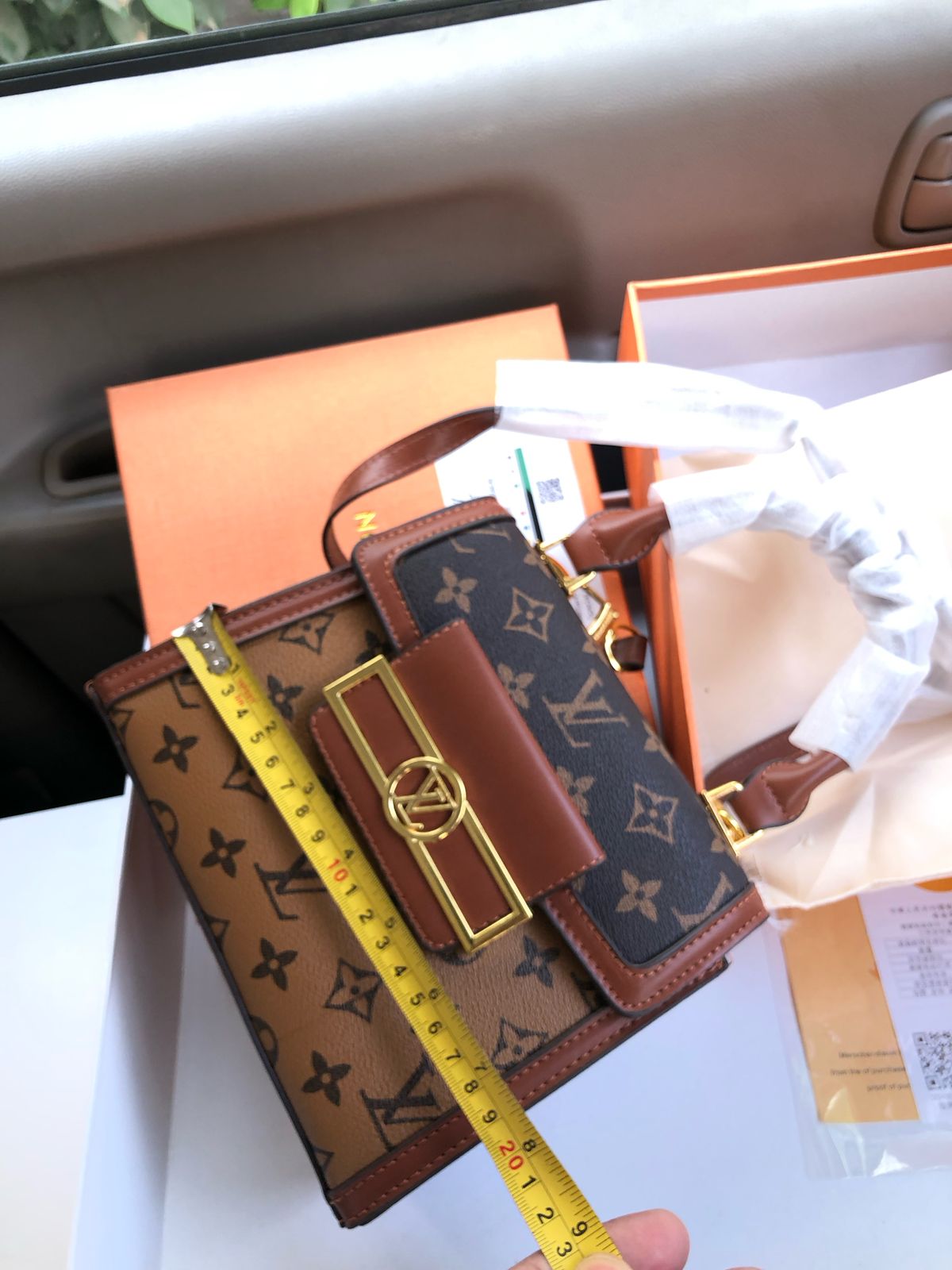 Lv Famous Brand Bag 2 colors