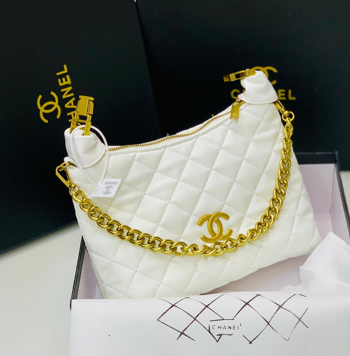 Cha*el Shoulder Bag ( 2 Colours )