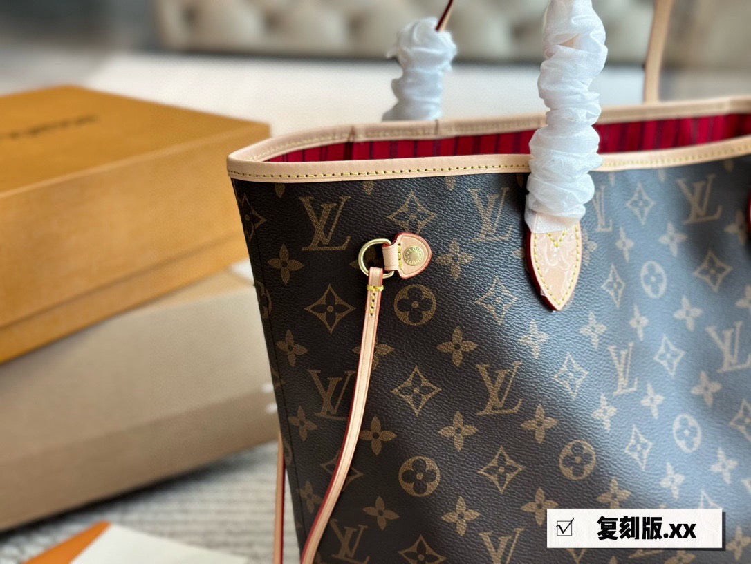 Lv Neverfull
