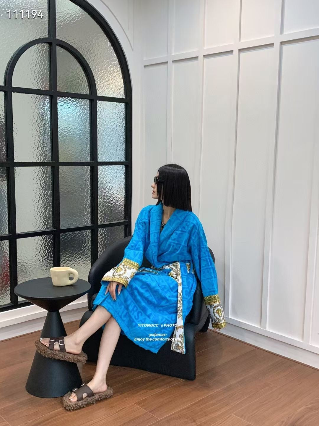 Ve*sace Bathrobe
