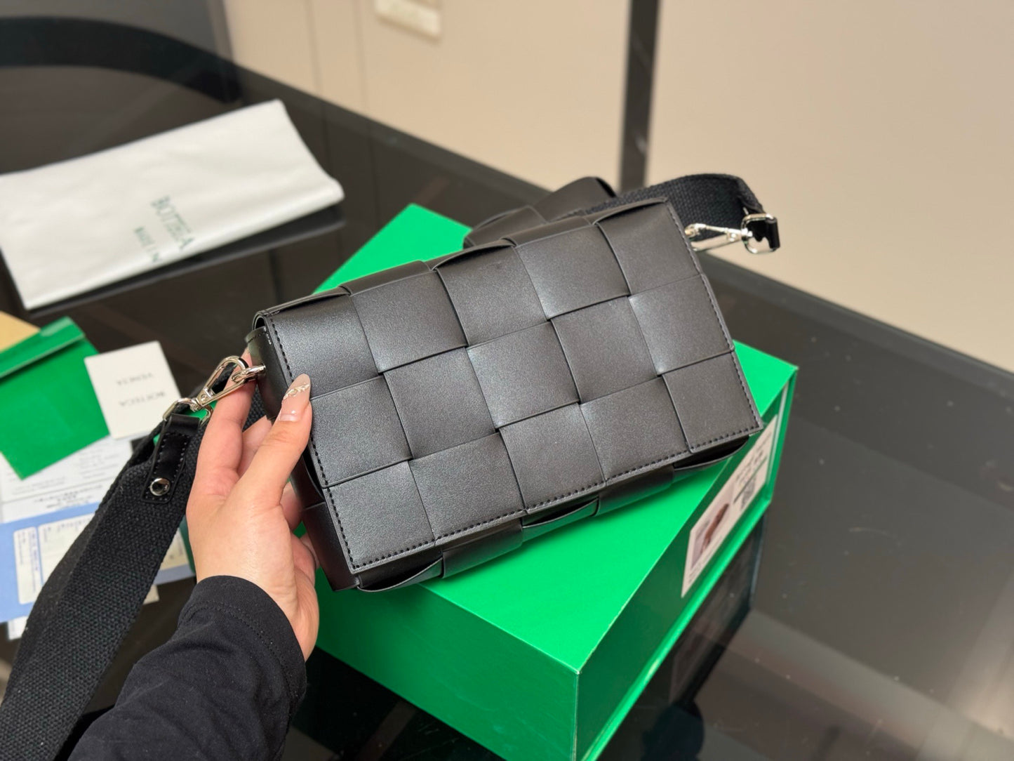 B*ttega Veneta Crossbody Bag ( 4 Colours )