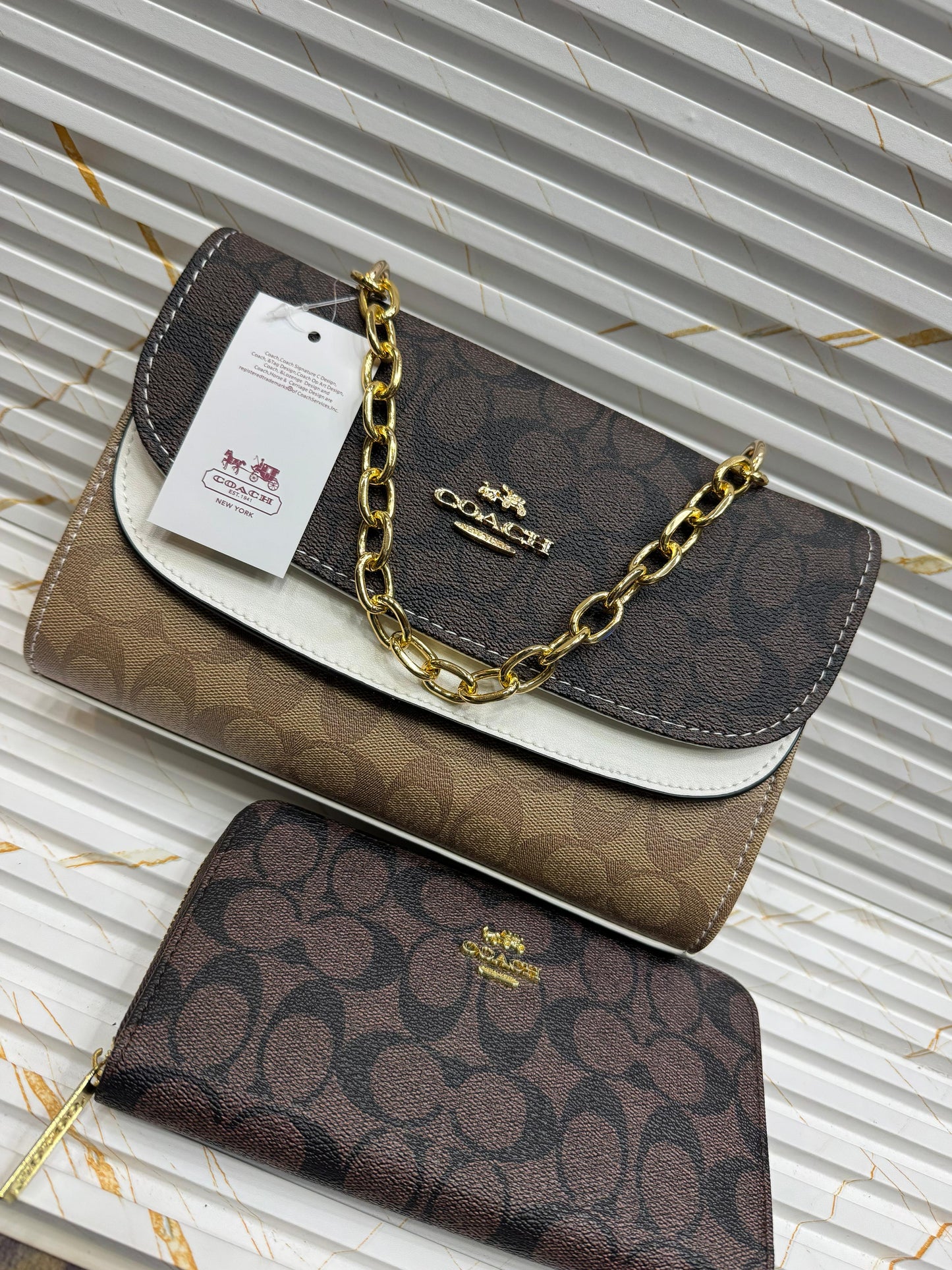 C*ach Cross Body Bag ( 3 Shades )