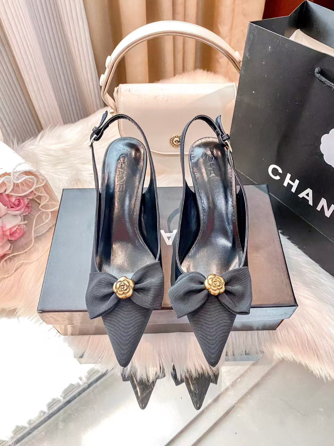 Cha*el Heels