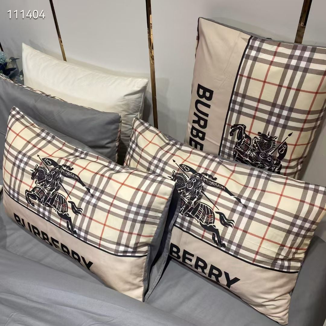 Bu*berry Bed Sheet