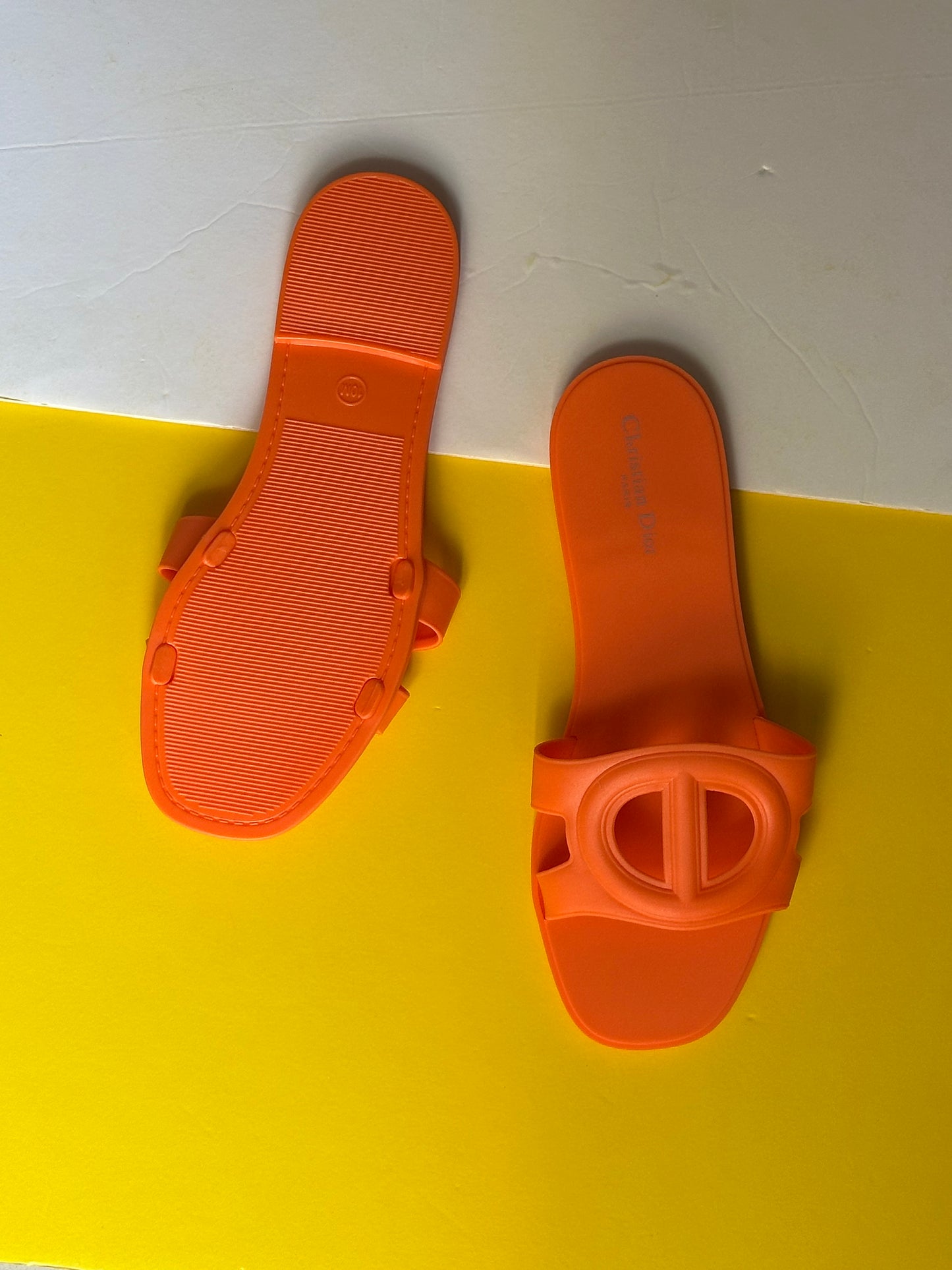 Di*r Soft Slipper ( Orange )