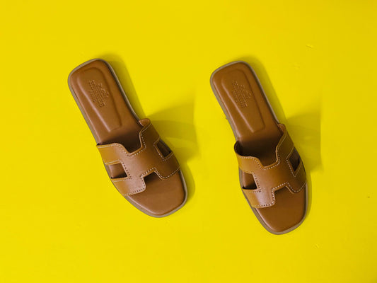 H*rmes Slide Brown