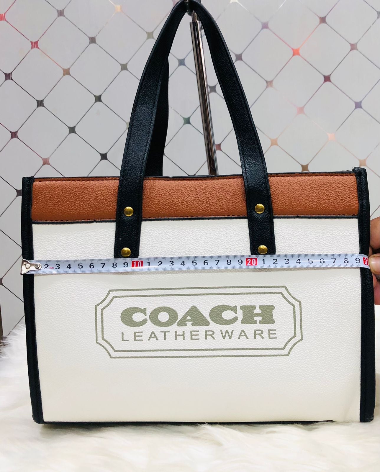 C*ach Handbag ( 5 colours )