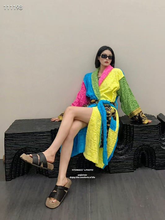 Ve*sace Bathrobe