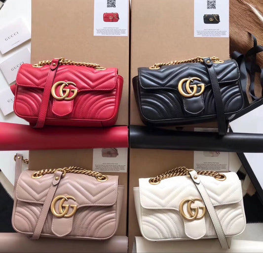 GG Mormont Bags ( 26 cm )