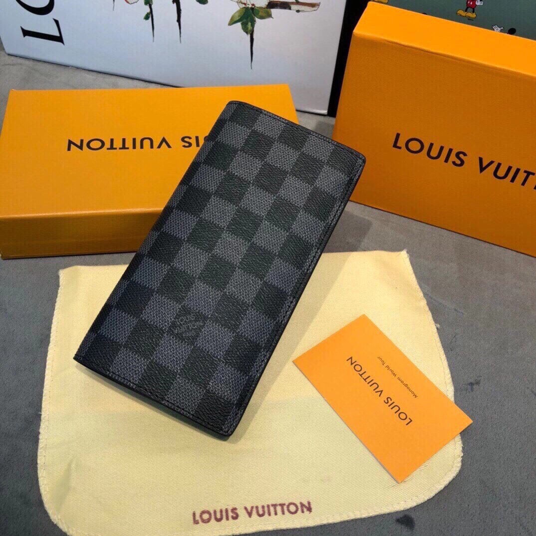 Lv Long Wallets
