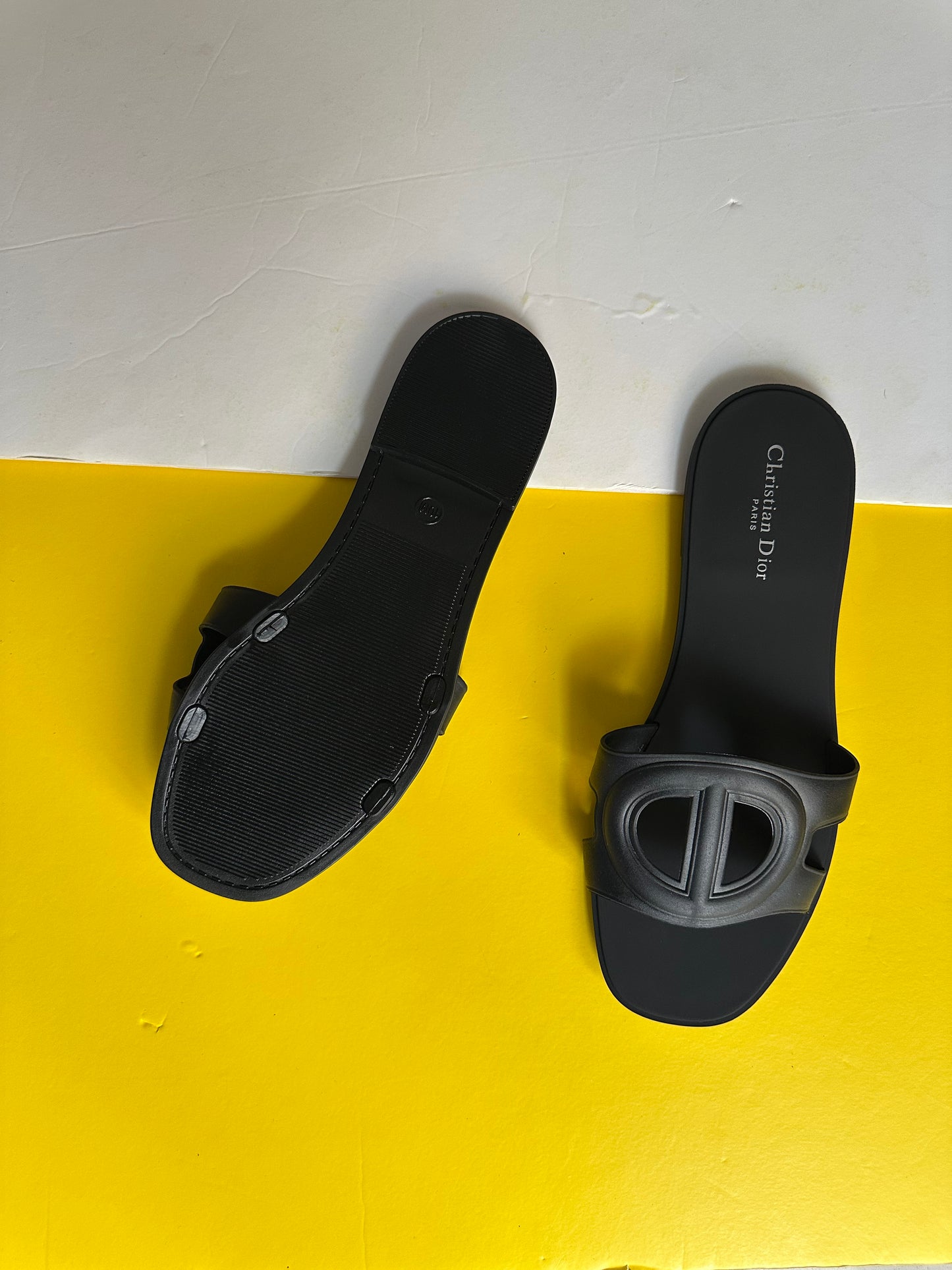 Di*r Soft Slipper ( Black )