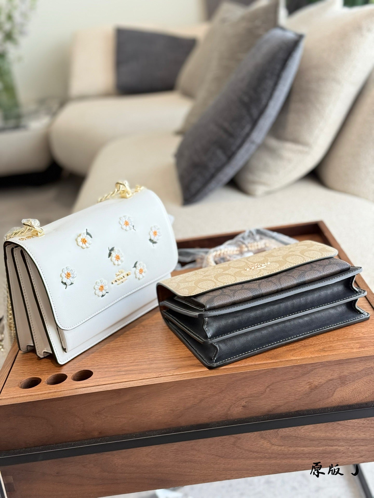 C*ach Shoulder Bags ( 2 Colours )