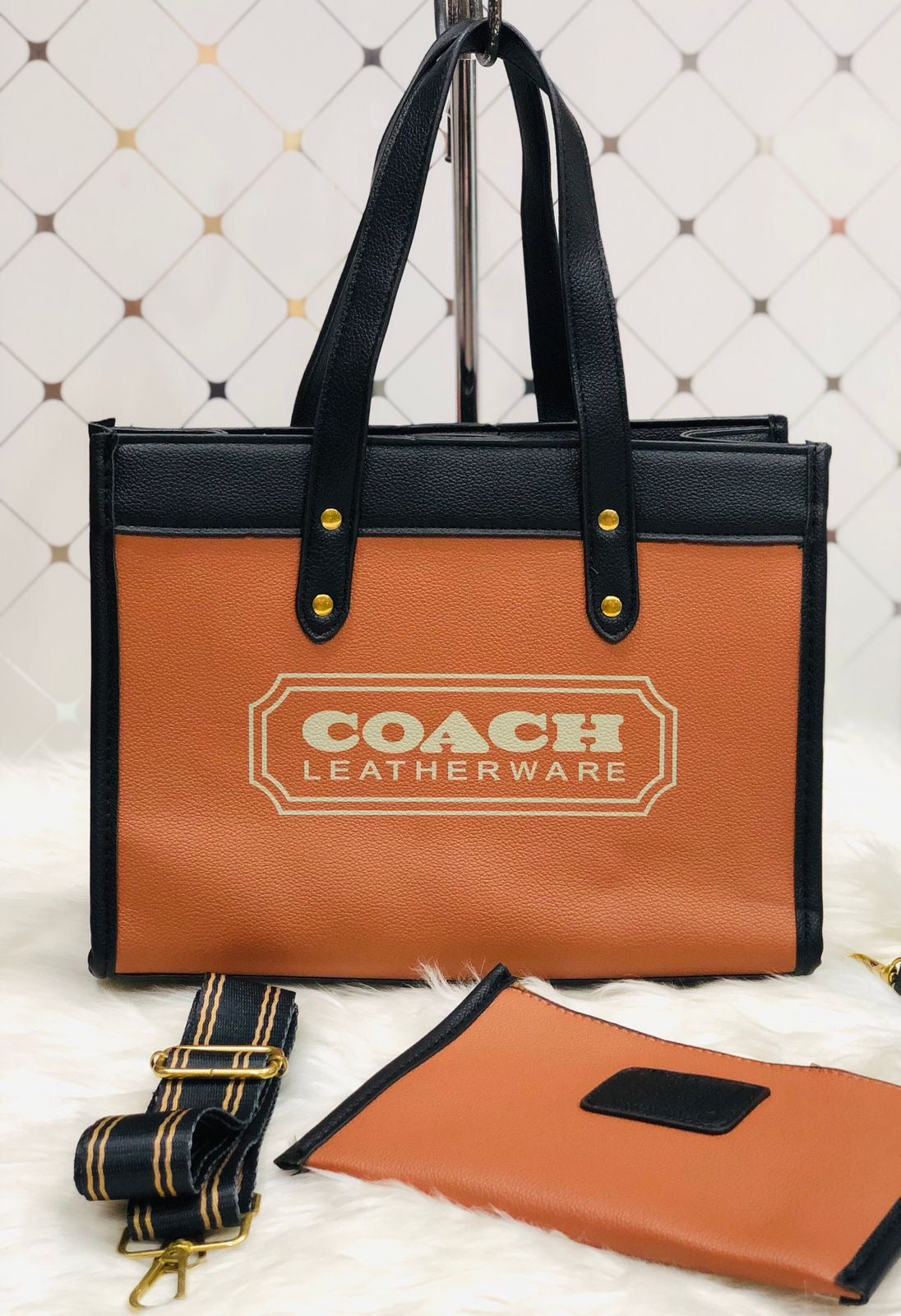 C*ach Handbag ( 5 colours )