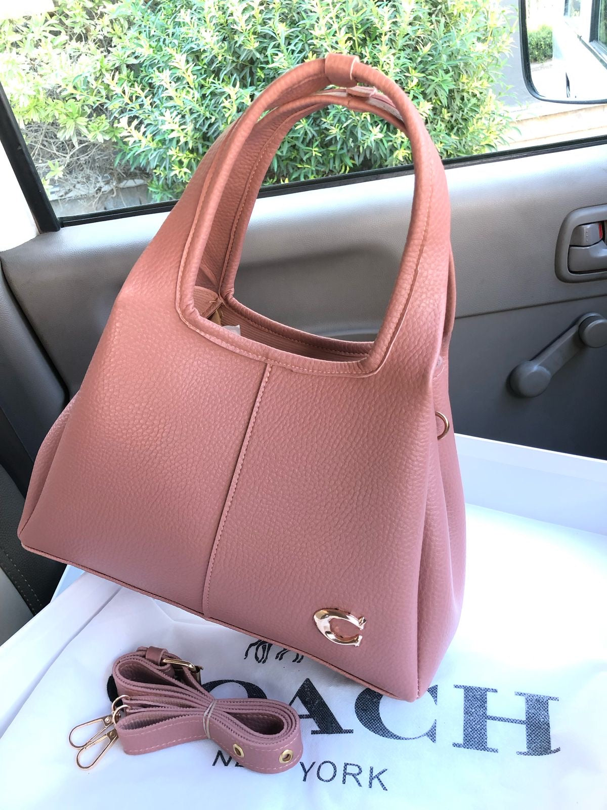 C*ach Handbag ( 4 Colours )