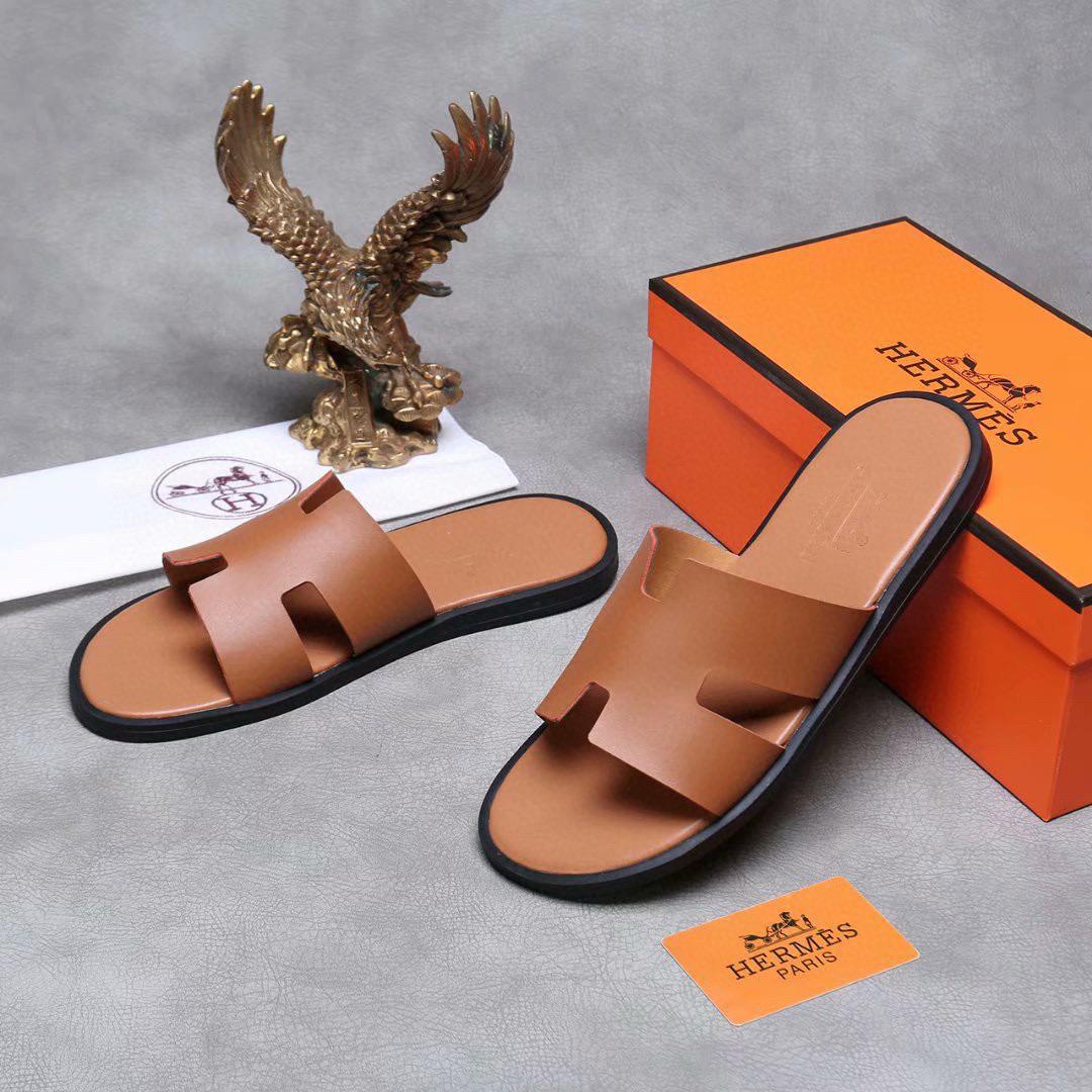H*rmes unisex Slides