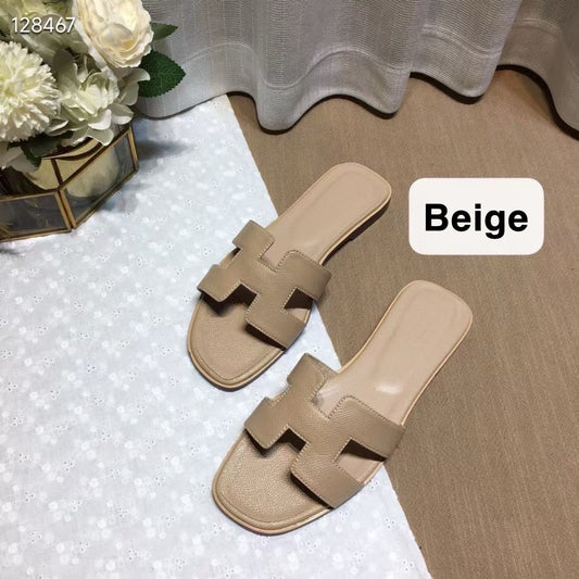 H*rmes Slipper in Beige